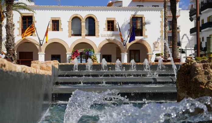 Multa de 182.000 euros a un local en Cala Nova por carecer de licencia en Santa Eulària