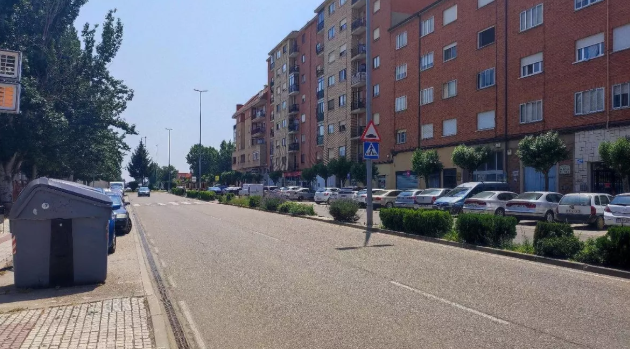 Autoridades paran un bazar de Benavente por riesgos en seguridad contra incendios