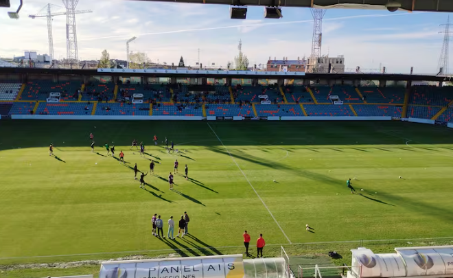 El Helmántico vuelve a abrir sus puertas sin licencia del Ayuntamiento y con problemas antiguos